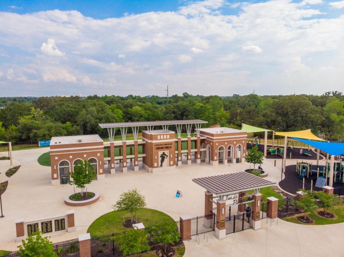 Holiday Inn Express & Suites College Station By Ihg Экстерьер фото