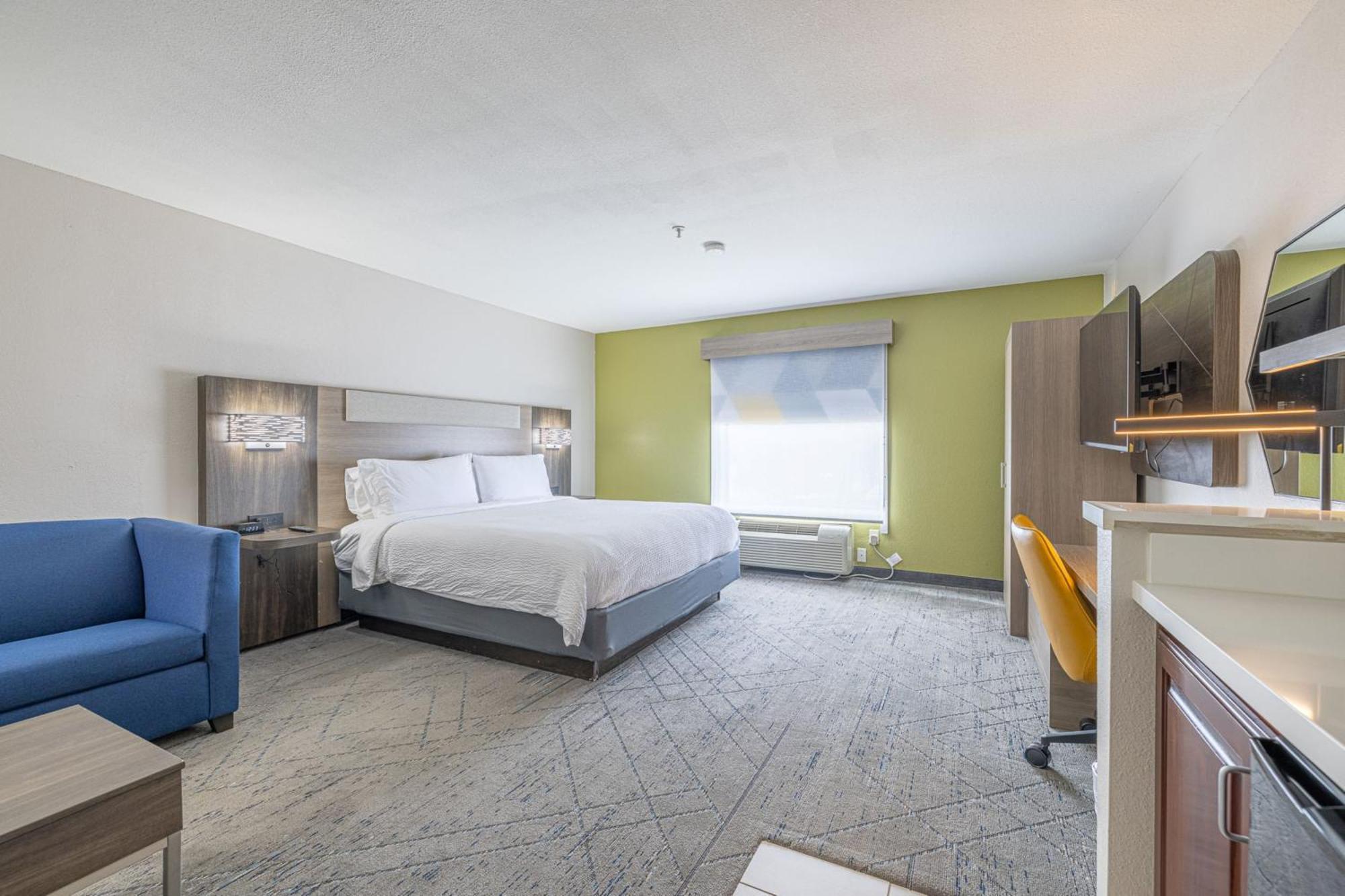 Holiday Inn Express & Suites College Station By Ihg Экстерьер фото