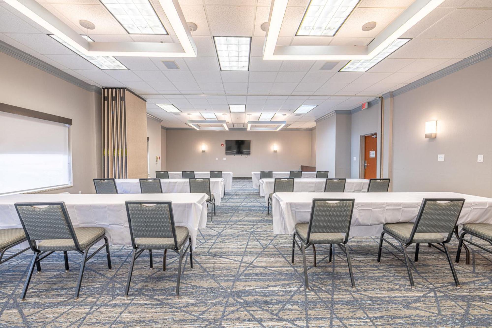 Holiday Inn Express & Suites College Station By Ihg Экстерьер фото