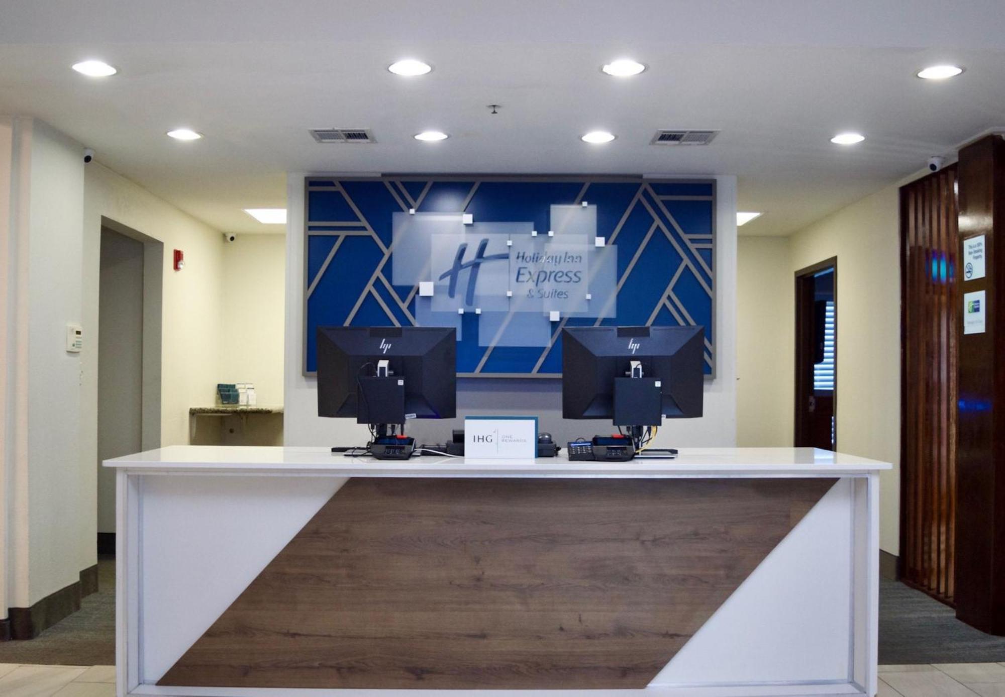 Holiday Inn Express & Suites College Station By Ihg Экстерьер фото